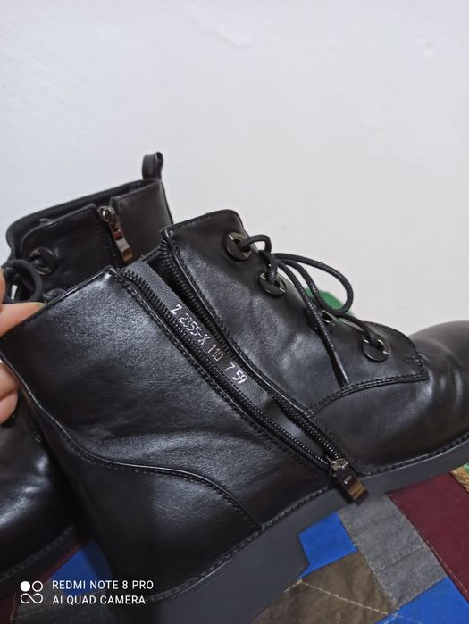 Продам полусапожки осенне-весенние.