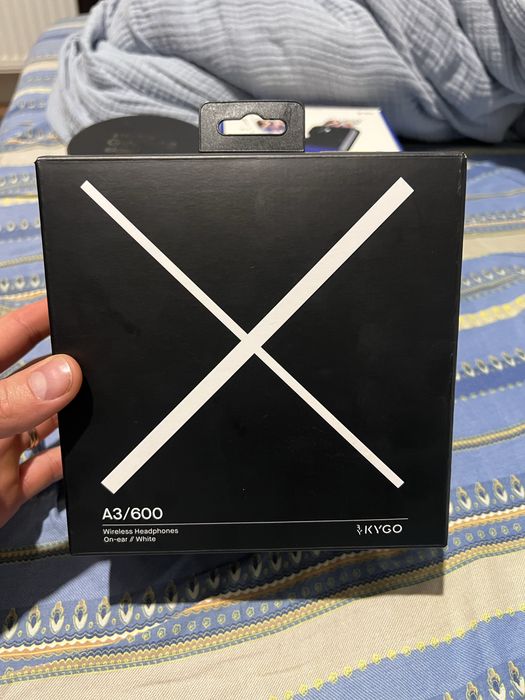 Caști bluetooth noi