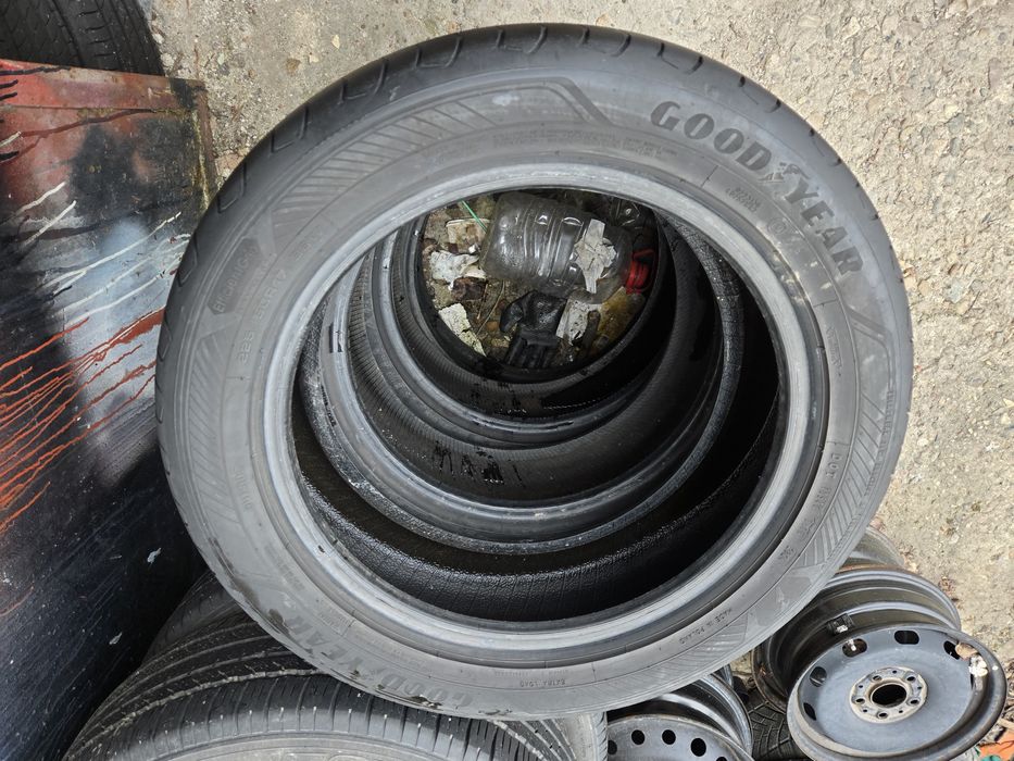 4бр. 225 50 17 Goodyear летни.