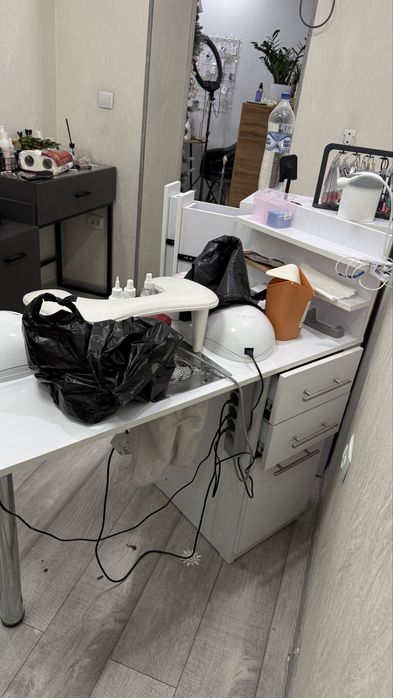 Стол для маникюра