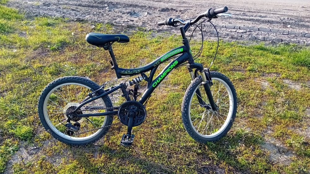 Bicicletă copii 8/10 ani