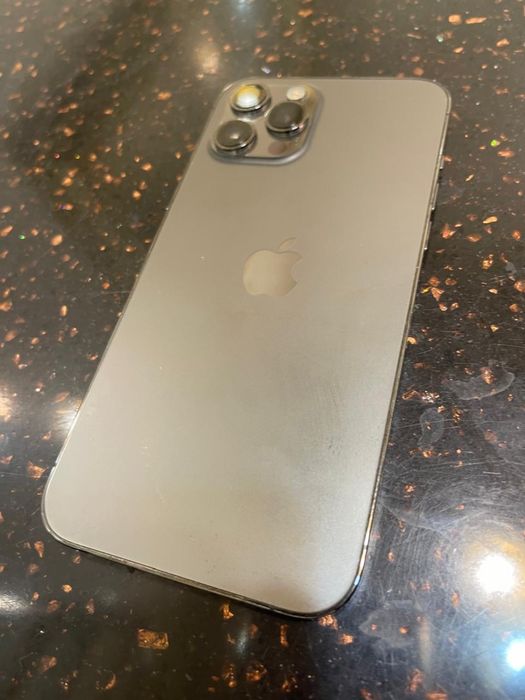 Продам айфон 12 про макс 128 гб