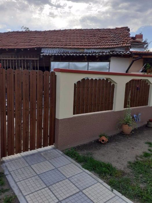 Декоративна метална ограда Класик-ОградкиБГ