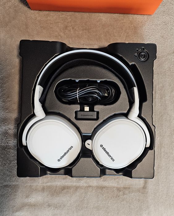 Слушалки Steelseries Arctis 7+ Wireless White