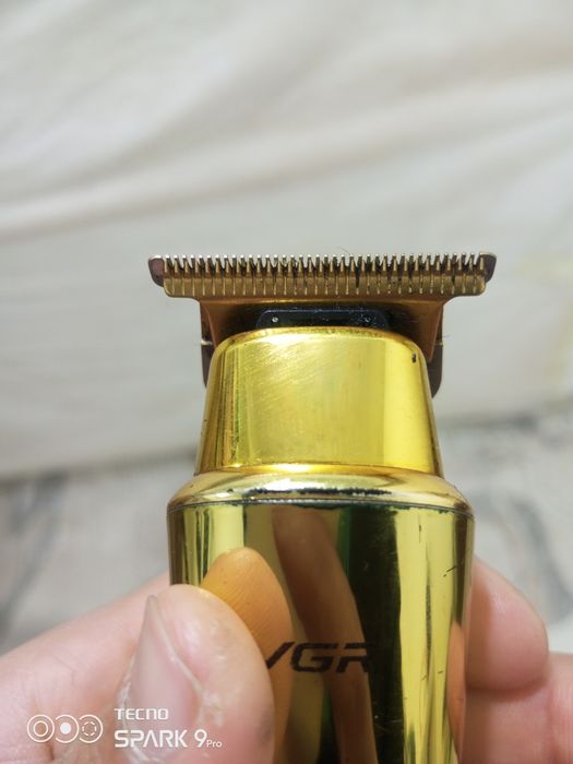 Soch soqol uchun zaryadli mashinka