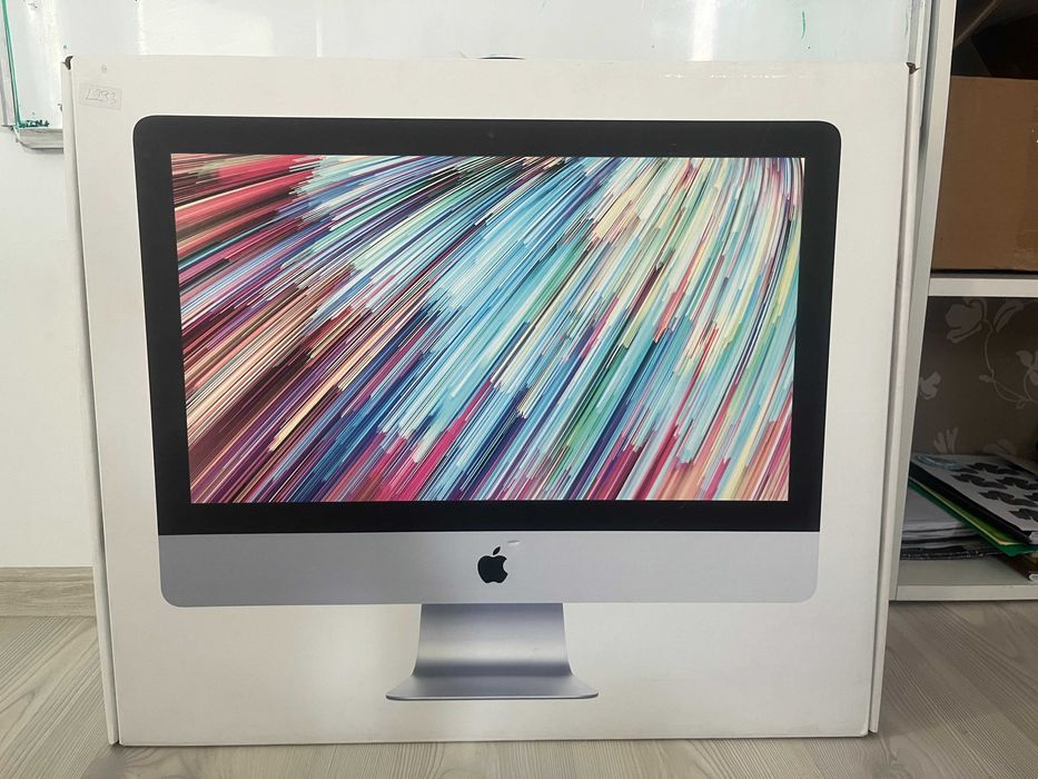 iMac 21.5 ,Intel Core I5 2.3 GHz, 64 MB Intel Iris Plus Graphics 640