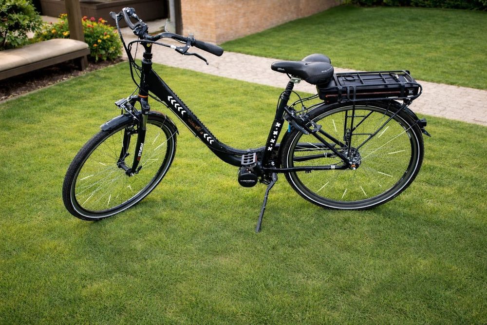 Vând bicicletă electrică și două biciclete Rockrider 520