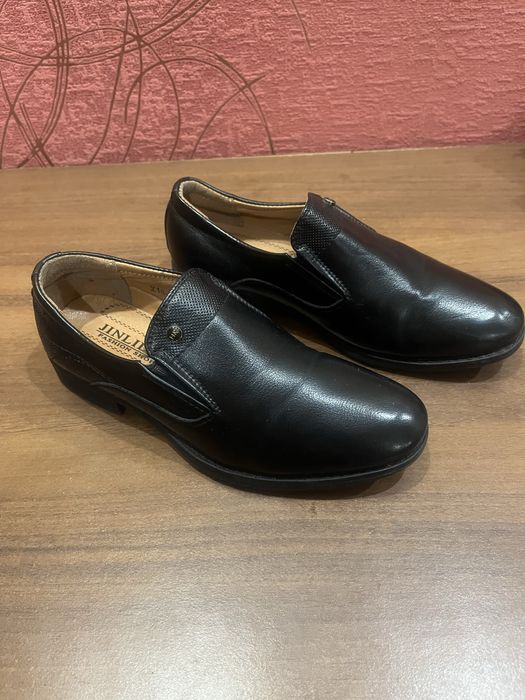 Детская обувь для мальчика.