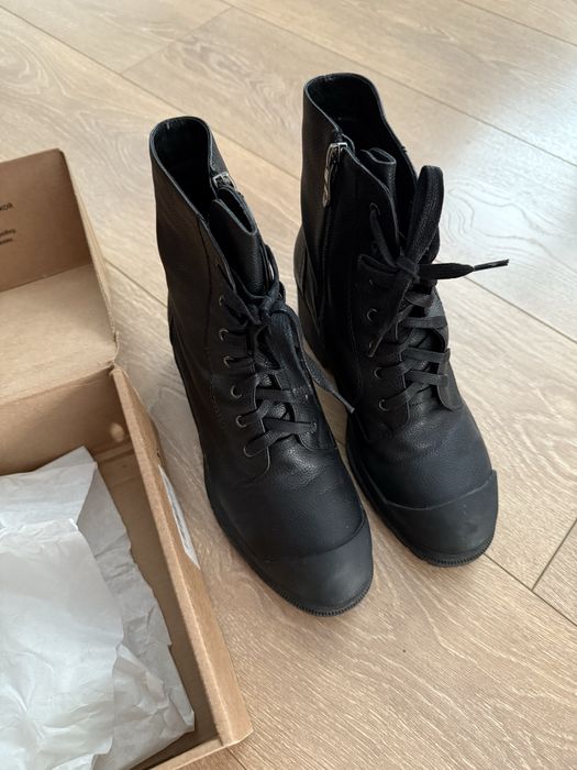 Зимние ботинки