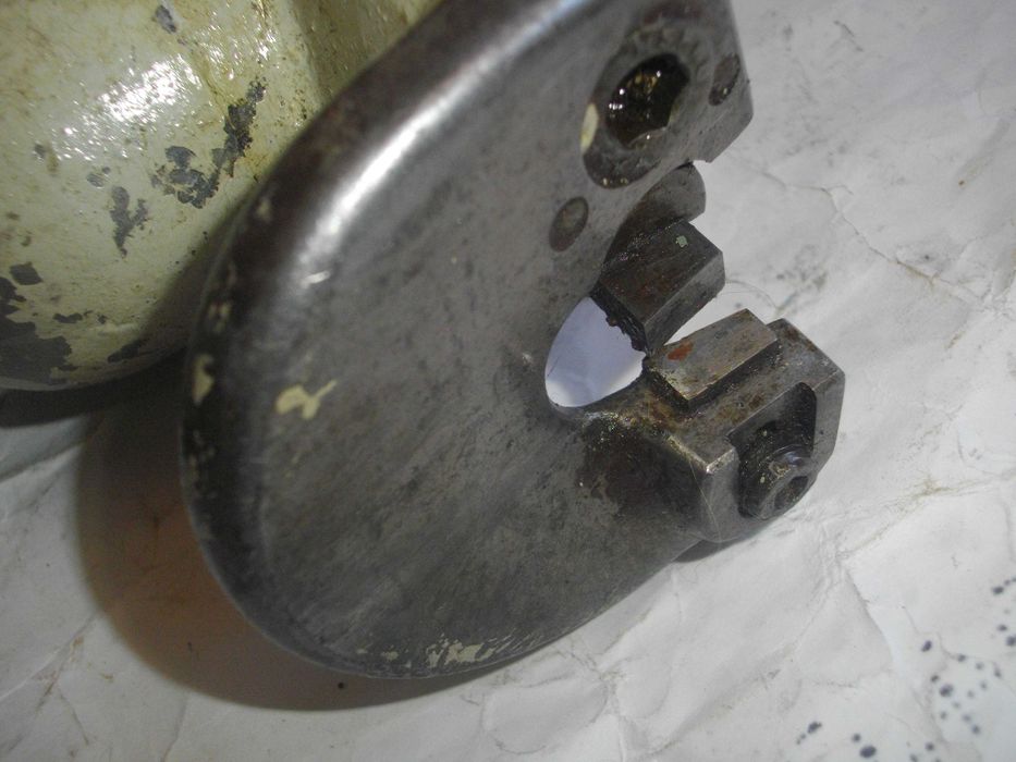 Пневматичен Такер Промишлен HALBOUD Ел.Ножица реже ламарина 2,5мм AEG