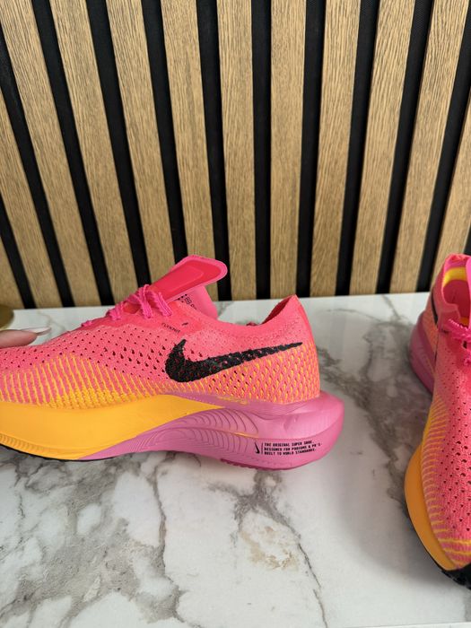 Adidasi nike zoom