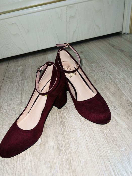 Tufli Каблук oyoq kiyim