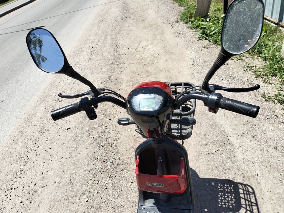 Электрический мопед, скутер, самокат