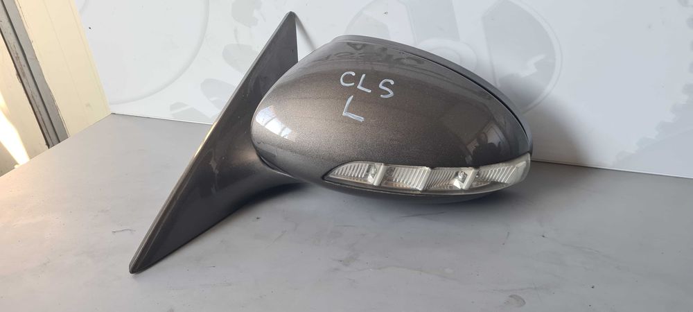 Огледало Mercedes CLS w219 2005г.