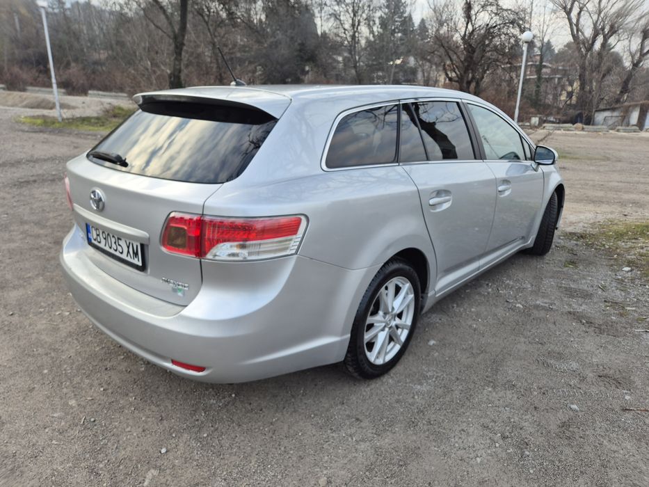 Тойота Avensis 2,2 D, 150 конски сили