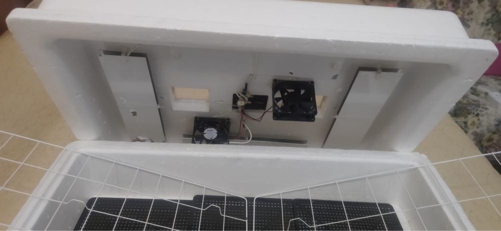 Продам инкубатор