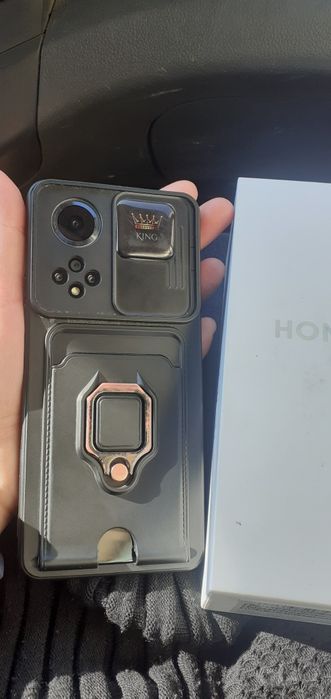 Хонор 50 почти новый