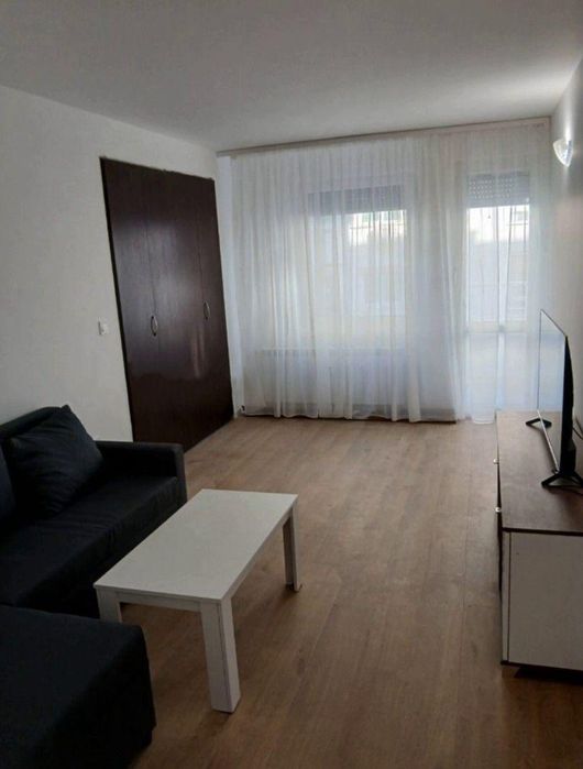 Дава се под наем Двустаен апартамент в София, Гоце Делчев - 80 кв.м за 647.19 € - Снимка #1