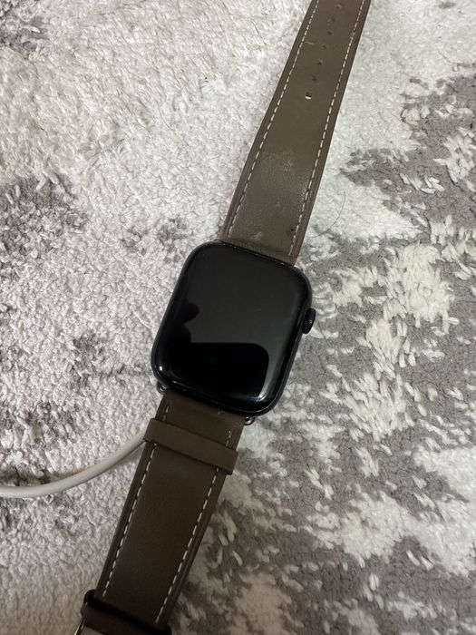 Продам apple watch 7 45mm