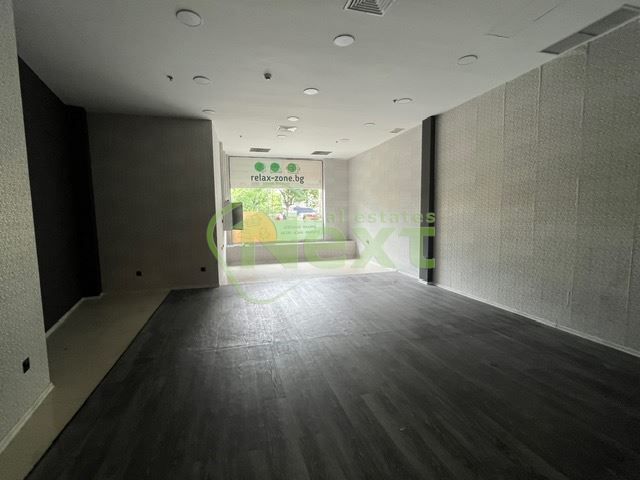 Дава се под наем Магазин в София, Гео Милев - 80 кв.м за 1250 € - Снимка #2