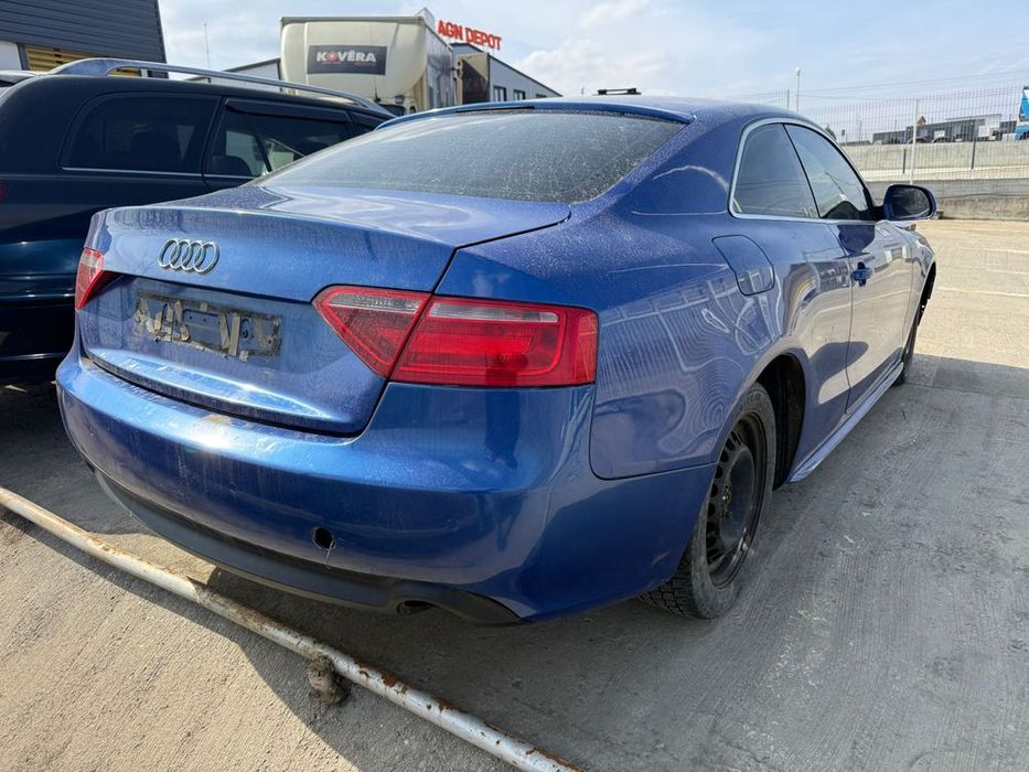 Dezmembrez / Dezmembrari / Piese / Accesorii Audi a5 albastru coupe 2009 3.0 tdi CAPA quattro