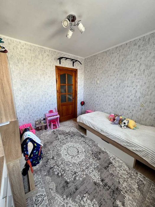 Продам 3 комнатную квартиру