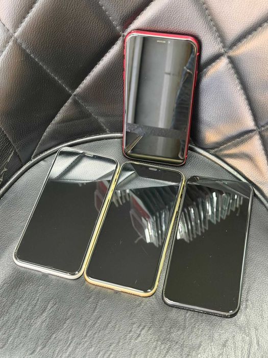 iphone XR 4 броя
