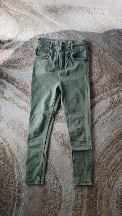 Blugi Bershka damă verzi, skinny
