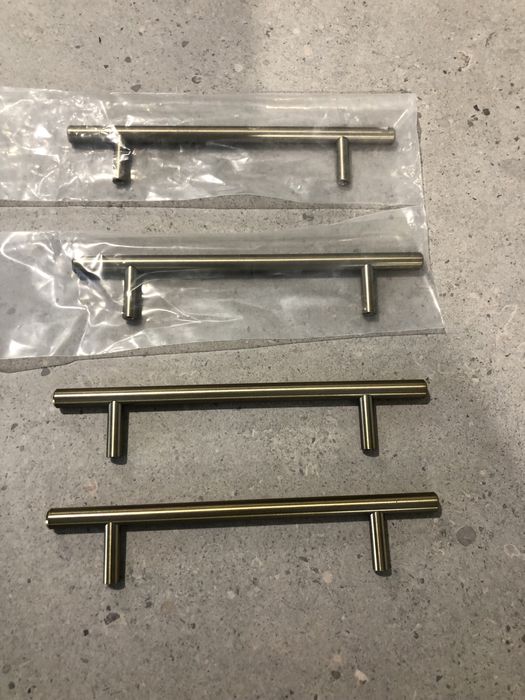 Мебелни дръжки 150 бр.