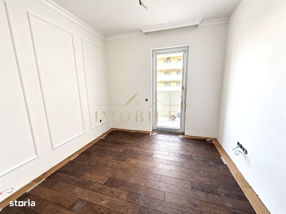 Apartament 3 camere, terasa 25 mp, bloc nou, Eroilor