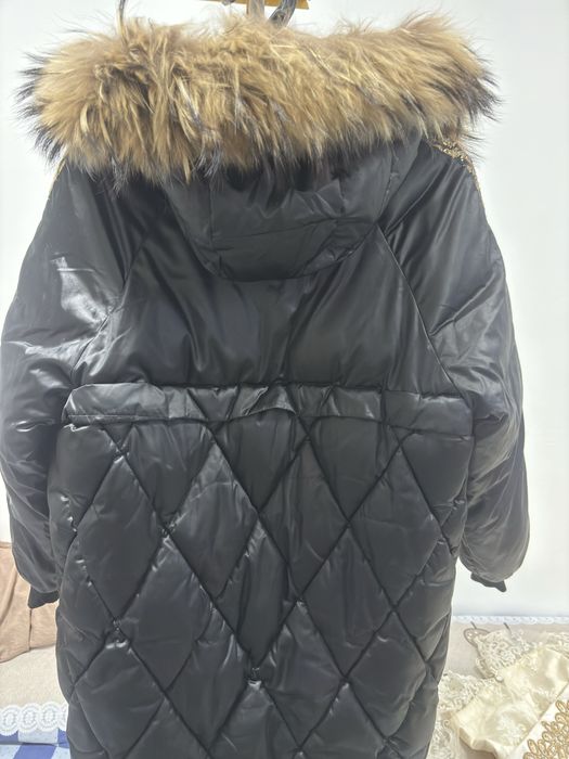 Продам пуховик для девочки