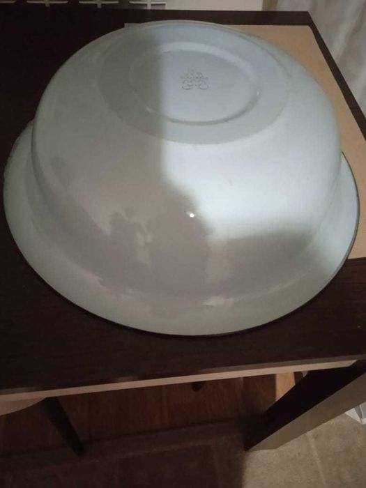 Таз эмалированный новый