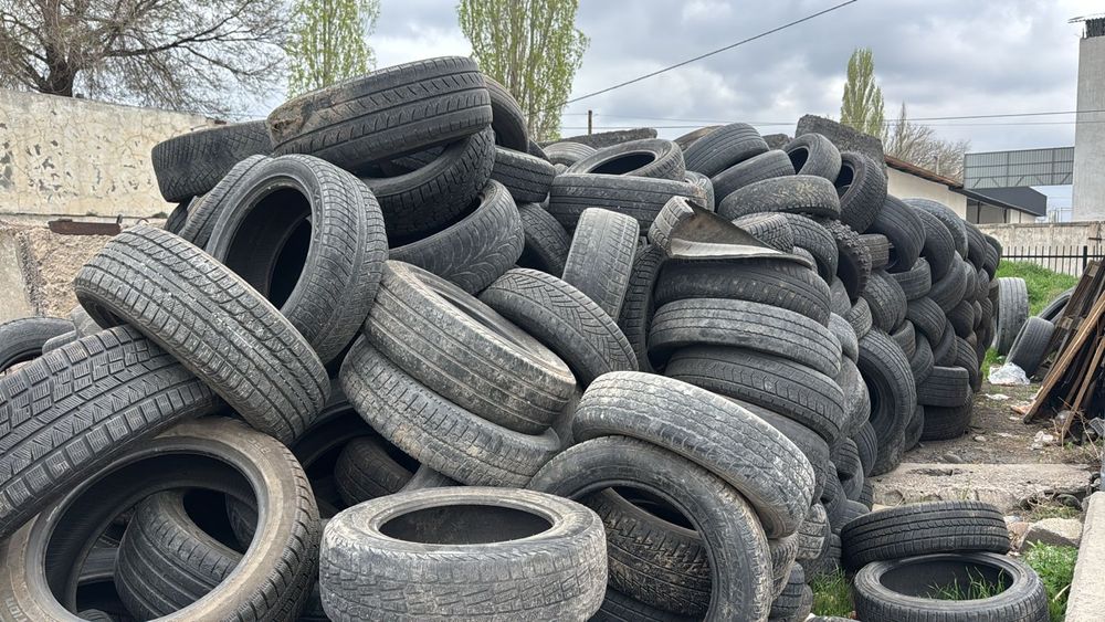 Отдам Б/У шины даром