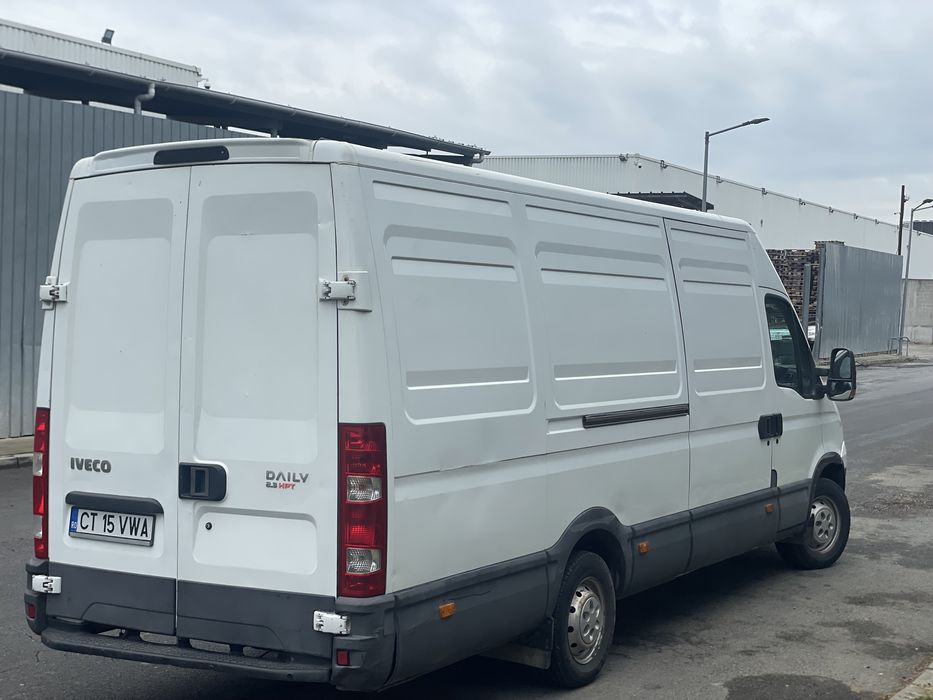 Iveco Daily•2.3 DieselHPT•2011• 3.5T•ExtraLung•Rate•Finantare•Variante