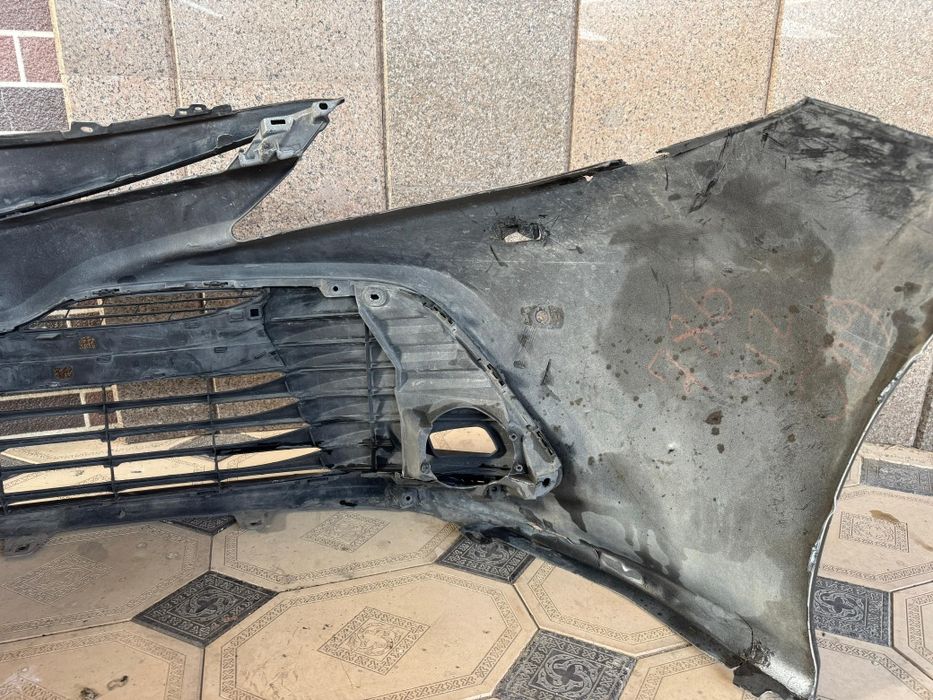 Продам бу оригинал бампер камри европеец 70