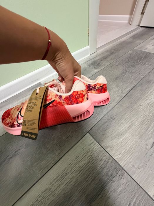 Nike нови дамски маратонки