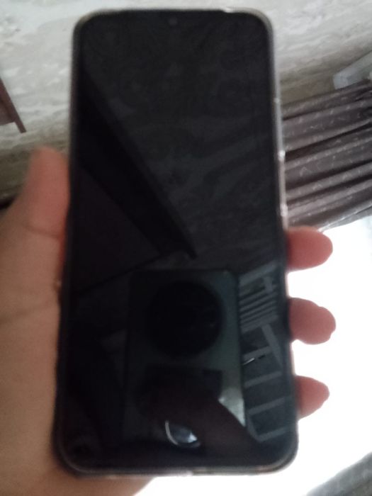 Продам новый телефон сиаоми редми 15с