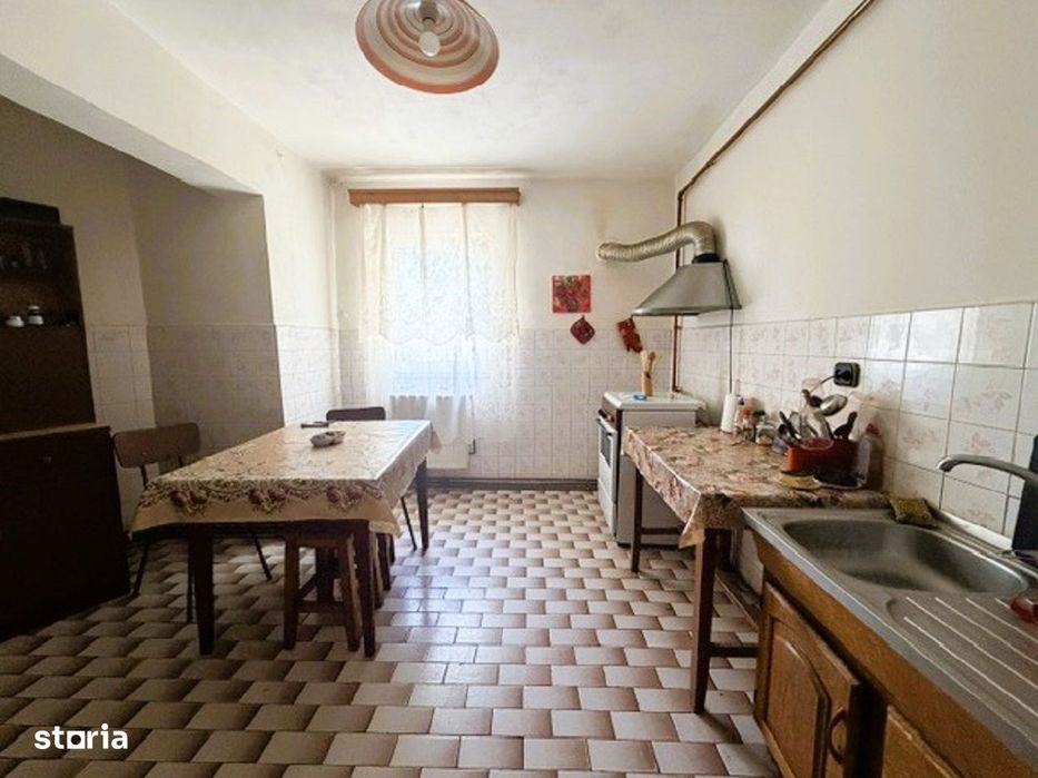Apartament 3 CAM spațios, decomandat | Etaj 2 | Str. Arcului – Slatina