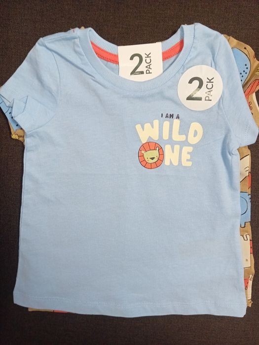 Vând tricouri bebelusi