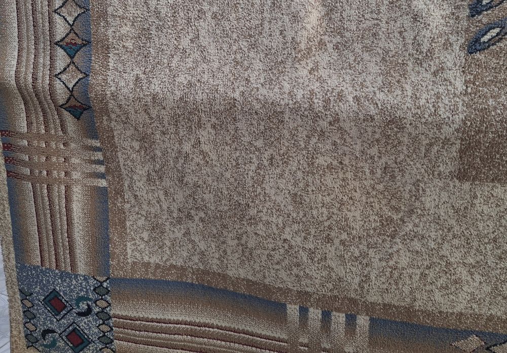 Продам ковёр 2 ×4