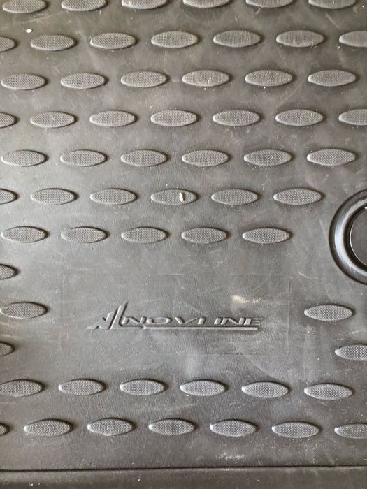 Продам полики в авто. Торг.