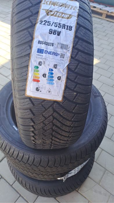 Vând cauciucuri 225/55R18 noi