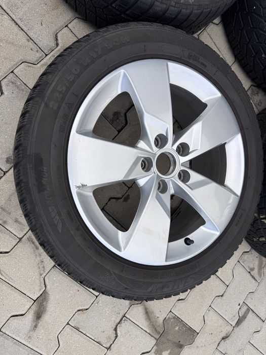 Jante Audi TT R17 cu anvelope de iarna 225/50/17