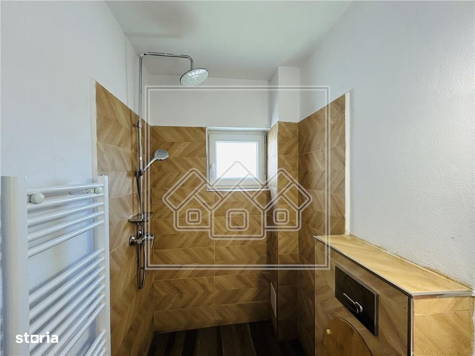 Casa moderna, cu 4 camere, 109 mp utili,  211 mp teren