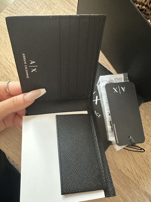 Мъжки портфейл на ARMANI EXCHANGE