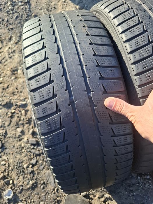 Vand 2 anvelope 215 45 18 falken m+s bune