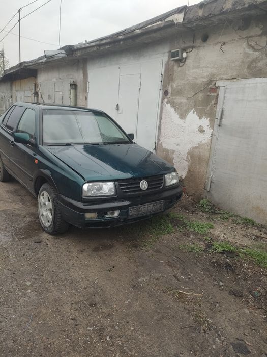 Фольксваген Вента по запчастям.