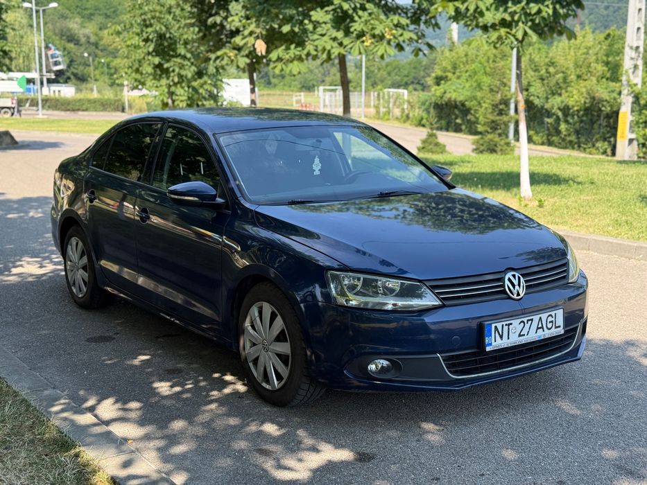 VOLKSWAGEN Jetta 2012 — imagine 2