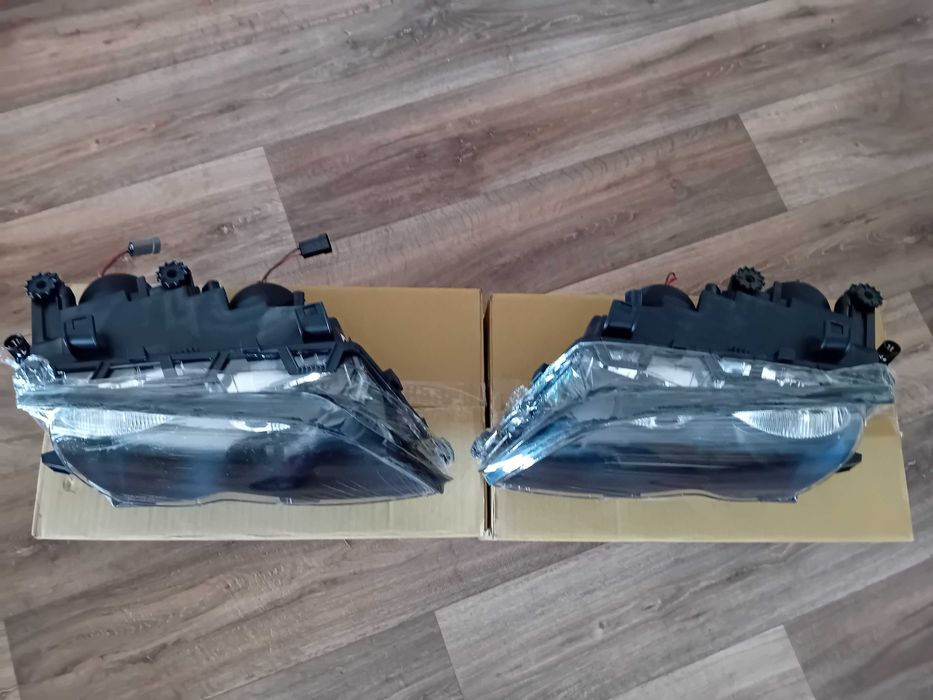 Фар БМВ Е46 Нови