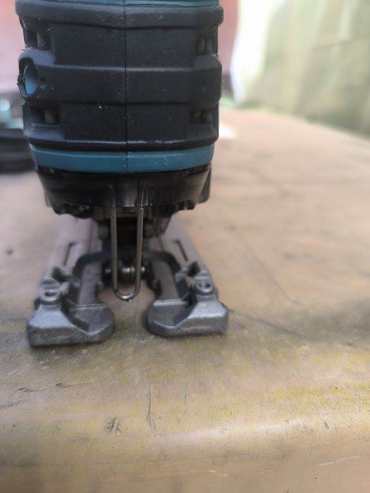 прободен трион  Makita 4351FCT /720 W/